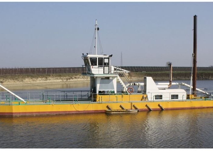 SGT 300 cutter suction dredgers