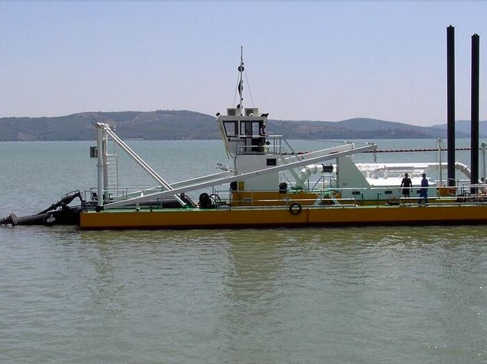 SGT 400 cutter suction dredgers